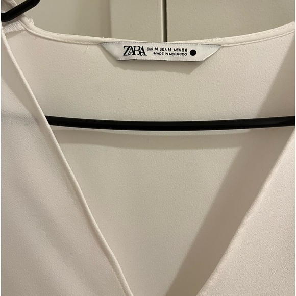 zara white structured blouse - Picture 3 of 3